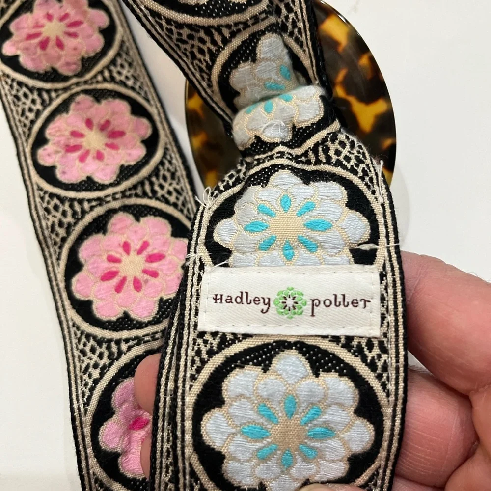 Hadley Pollet Pink & Blue Reversible Fabric Belt with Tortoise Buckle Sz. M - Picture 7 of 7